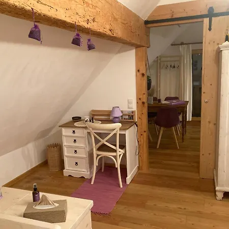 Apartman Biohof Zum Gruenen Baum Porrau