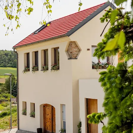 Biohof Zum Gruenen Baum * Porrau